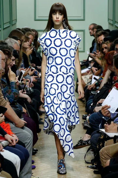 Look 39